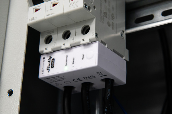 Shelly 3EM Gen3 - 3-Phasen Energiezähler, Stromzähler, inkl. 3x 63A Wandler